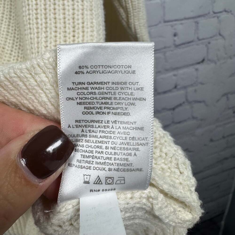 Express Cream Color V Neck Sweater Pullover Size XS Chunky Knit - Picture 5 of 6